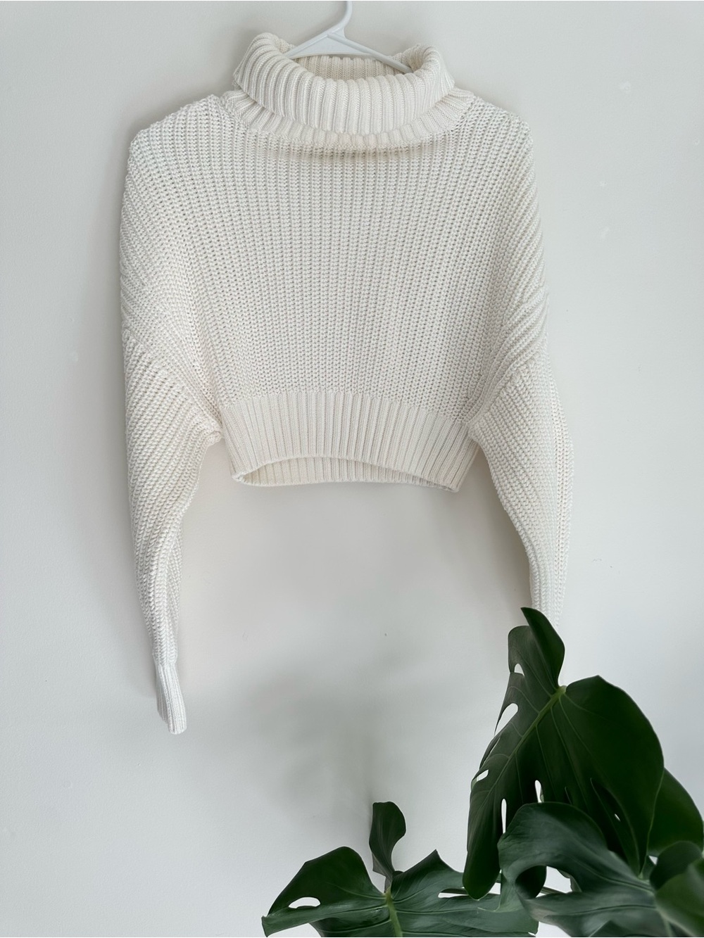 Banana Republic Cream Cropped Turtleneck Sweater